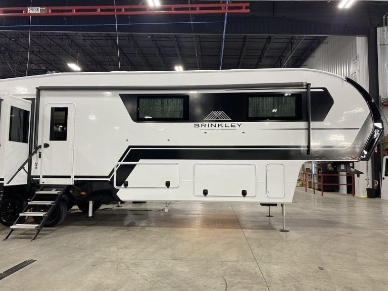 Brinkley RV Z 3610 Review — First Look at this BIG 5th Wheel