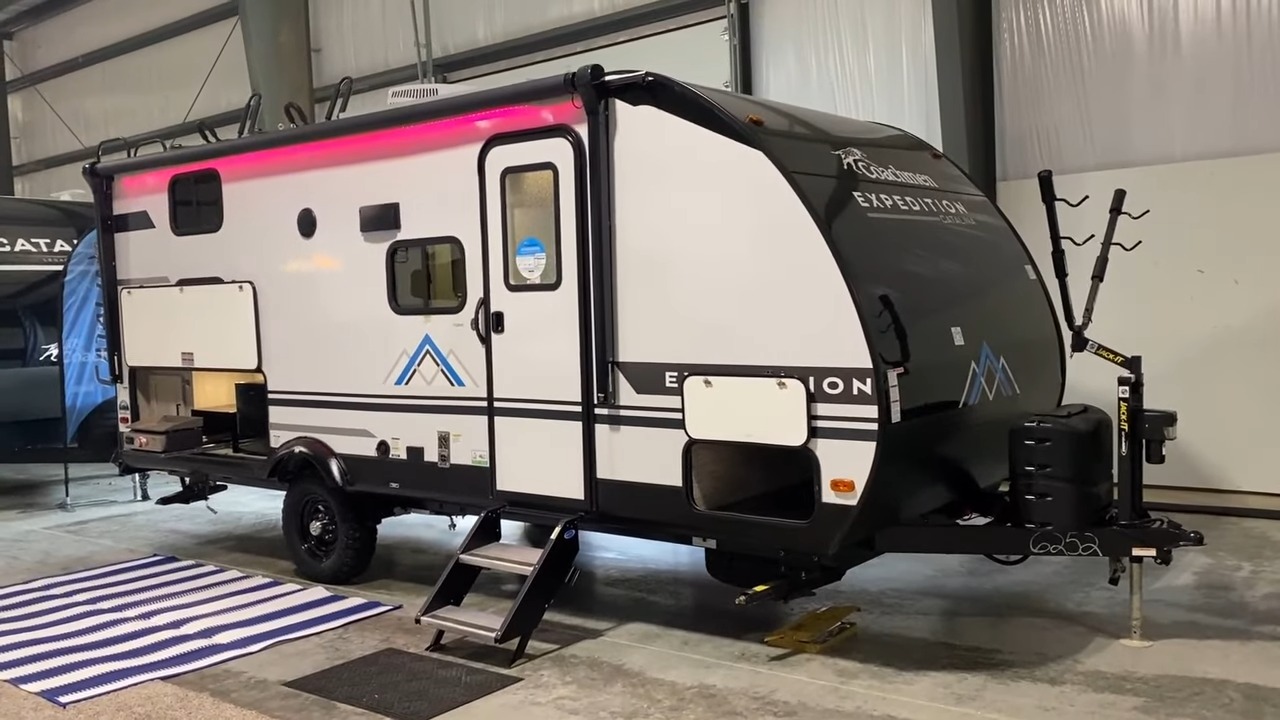 The 2024 Catalina 192BHS Is Adventure Ready And Feature Packed   Made For Getting OFF The Pavement 2024 Catalina Expedition 192BHS Travel Trailer 11 10 Screenshot 