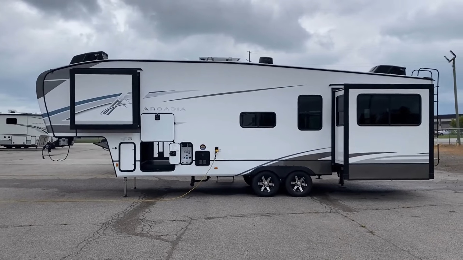 Keystone RV 2024 Arcadia 294SLRD Review