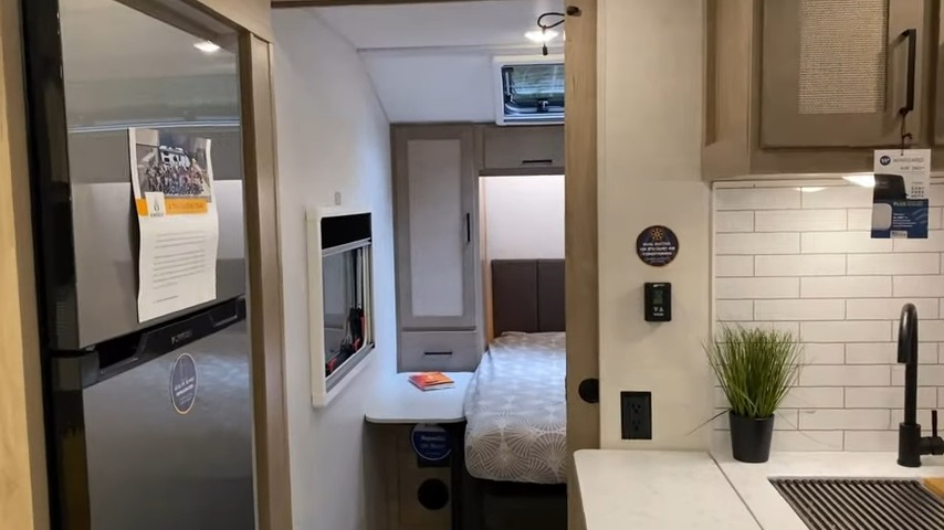 bedroom Ember 24msl