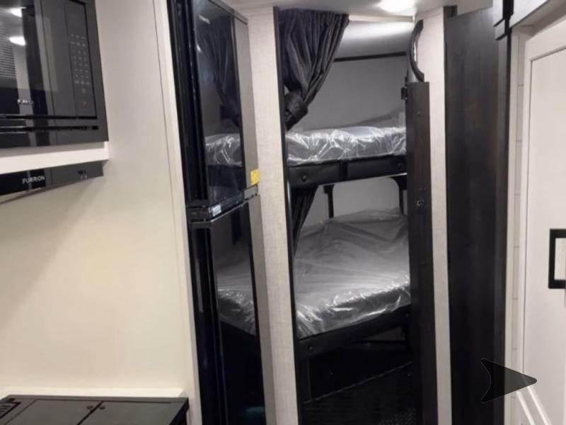 Double over Double bunks inside Jay Feather