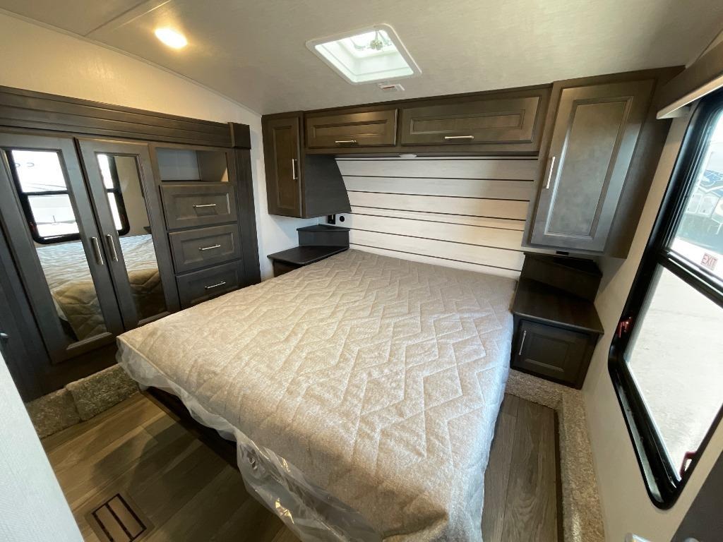 Bedroom of Keystone Cougar 23MLE