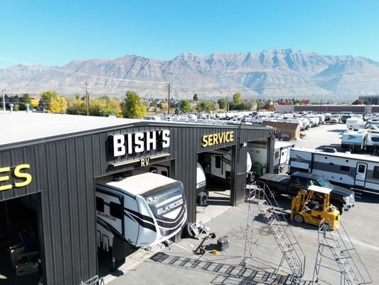 Bish's RV service Center with mountains in background