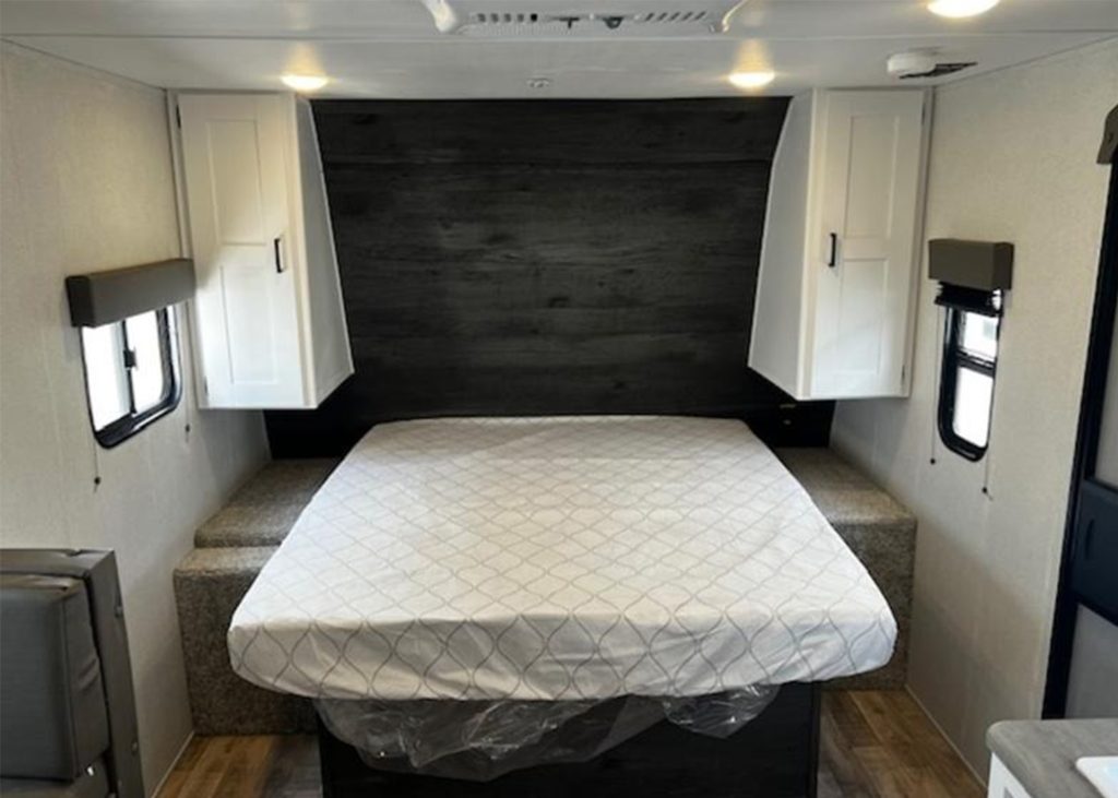 queen bed in Hideout RV